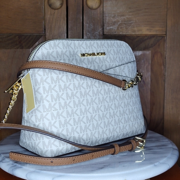 Michael Kors Beige Crossbody Bag - Picture 11 of 17